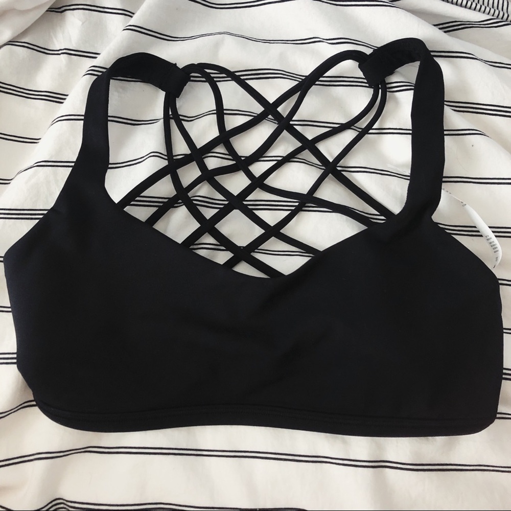 NWOT Free To Be Sports Bra (Wild) Lululemon